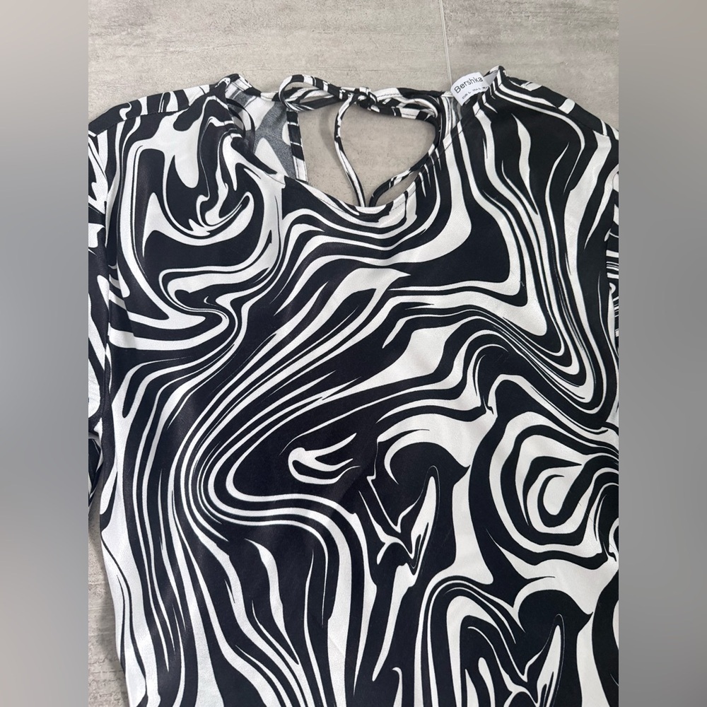 Bershka Black White Swirl Print Long Sleeve Midi Dress With Slits Size XX - Picture 5 of 13